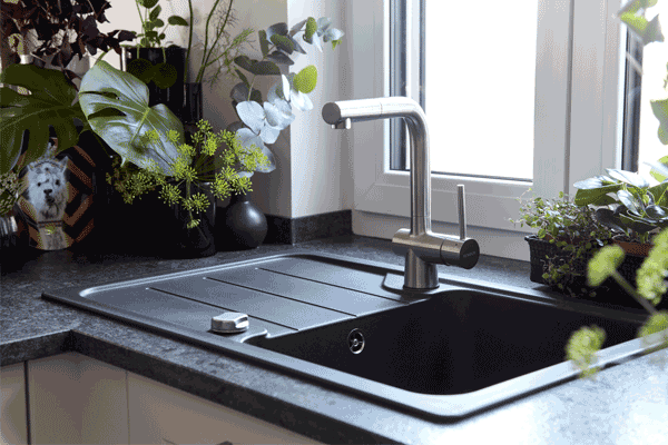 چگونه سینک گرانیتی مشکی را تمیز کنیم- بررسی ترفندهای جادویی