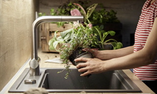 طرز بستن لوله سینک ظرفشویی دوقلو پرنیان استیل چگونه است ؟I