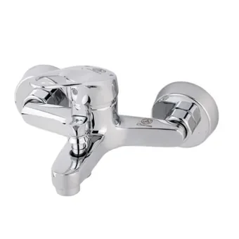 شیرحمام تندیس قهرمان